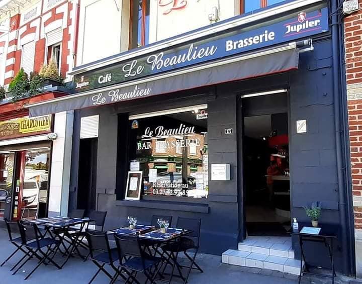 plat fait maison servi à la brasserie traditionnelle Le Beaulieu à Valenciennes, avec option doggy bag pour emporter les restes.